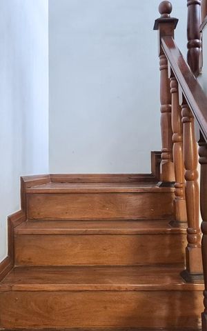 Casa à venda com 250m², 3 quartos e 5 vagas Casa à venda com 250m², 3 quartos e 5 vagascorredor