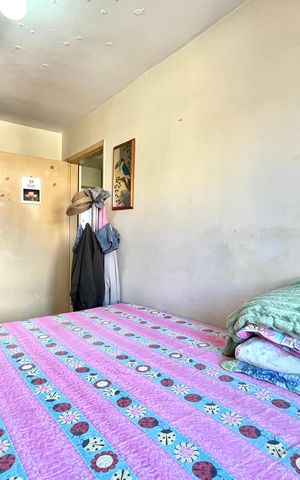 Casa à venda com 180m², 3 quartos e 2 vagas Casa à venda com 180m², 3 quartos e 2 vagasQuarto 2