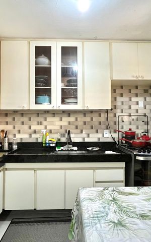 Casa à venda com 180m², 3 quartos e 2 vagas Casa à venda com 180m², 3 quartos e 2 vagasCozinha