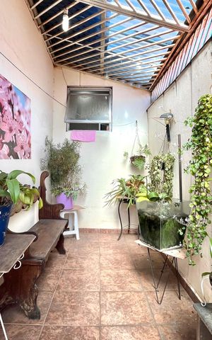 Casa à venda com 180m², 3 quartos e 2 vagas Casa à venda com 180m², 3 quartos e 2 vagasVaranda do Quarto 1