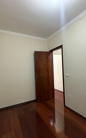 Casa à venda com 240m², 3 quartos e 1 vaga Casa à venda com 240m², 3 quartos e 1 vagaQuarto 1