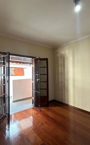 Casa à venda com 240m², 3 quartos e 1 vaga Casa à venda com 240m², 3 quartos e 1 vagaQuarto 2