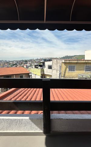 Casa à venda com 240m², 3 quartos e 1 vaga Casa à venda com 240m², 3 quartos e 1 vagaSacada da Suíte