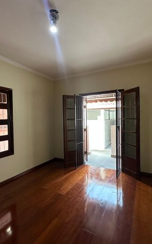 Casa à venda com 240m², 3 quartos e 1 vaga Casa à venda com 240m², 3 quartos e 1 vagaQuarto 2