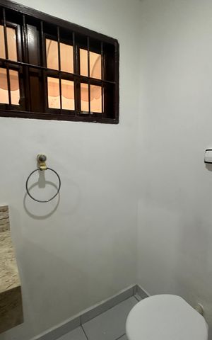 Casa à venda com 240m², 3 quartos e 1 vaga Casa à venda com 240m², 3 quartos e 1 vagaLavabo da Sala 1