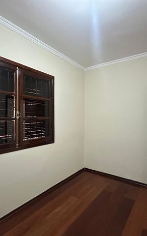 Casa à venda com 240m², 3 quartos e 1 vaga Casa à venda com 240m², 3 quartos e 1 vagaQuarto 1