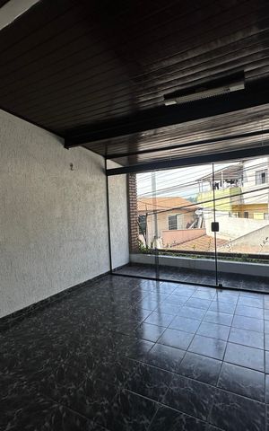 Casa à venda com 240m², 3 quartos e 1 vaga Casa à venda com 240m², 3 quartos e 1 vagaVaranda da Sala