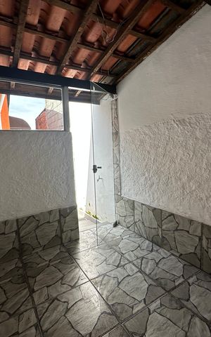 Casa à venda com 240m², 3 quartos e 1 vaga Casa à venda com 240m², 3 quartos e 1 vagaÁrea comum