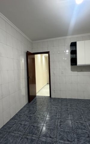 Casa à venda com 240m², 3 quartos e 1 vaga Casa à venda com 240m², 3 quartos e 1 vagaCozinha
