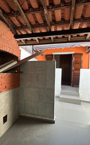 Casa à venda com 240m², 3 quartos e 1 vaga Casa à venda com 240m², 3 quartos e 1 vagaChurrasqueira