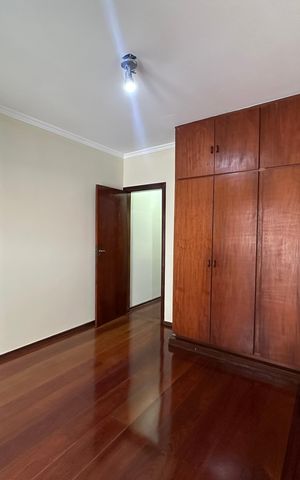 Casa à venda com 240m², 3 quartos e 1 vaga Casa à venda com 240m², 3 quartos e 1 vagaQuarto 2