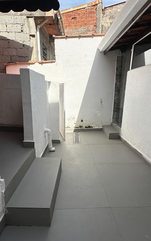 Casa à venda com 240m², 3 quartos e 1 vaga Casa à venda com 240m², 3 quartos e 1 vagaQuintal