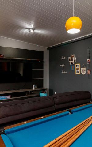 Casa de condomínio à venda com 144m², 3 quartos e 2 vagas Casa de condomínio à venda com 144m², 3 quartos e 2 vagasSala
