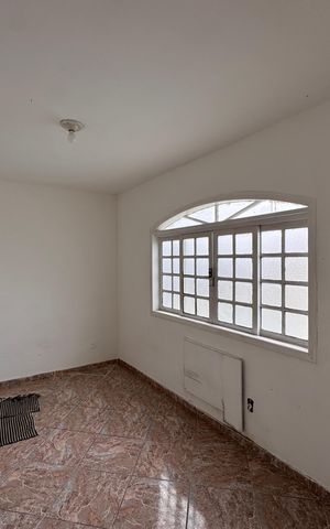Casa de condomínio para alugar com 550m², 4 quartos e 4 vagas Casa de condomínio para alugar com 550m², 4 quartos e 4 vagasEdícula - Suíte