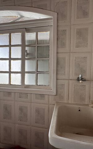 Casa de condomínio para alugar com 550m², 4 quartos e 4 vagas Casa de condomínio para alugar com 550m², 4 quartos e 4 vagasEdícula - Lavanderia