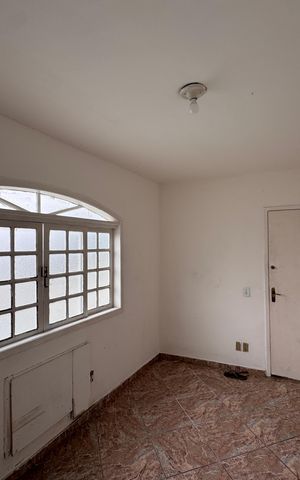 Casa de condomínio para alugar com 550m², 4 quartos e 4 vagas Casa de condomínio para alugar com 550m², 4 quartos e 4 vagasEdícula - Suíte