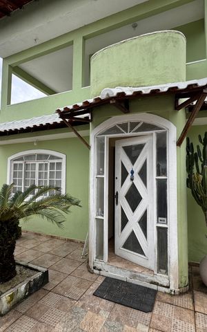 Casa de condomínio para alugar com 550m², 4 quartos e 4 vagas Casa de condomínio para alugar com 550m², 4 quartos e 4 vagasÁrea externa