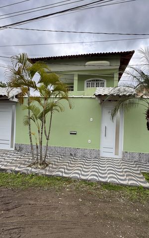 Casa de condomínio para alugar com 550m², 4 quartos e 4 vagas Casa de condomínio para alugar com 550m², 4 quartos e 4 vagasFachada