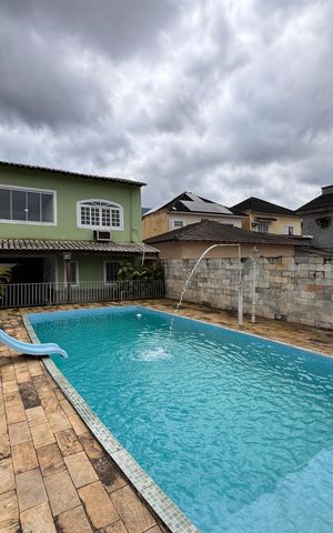 Casa de condomínio para alugar com 550m², 4 quartos e 4 vagas Casa de condomínio para alugar com 550m², 4 quartos e 4 vagasÁrea externa