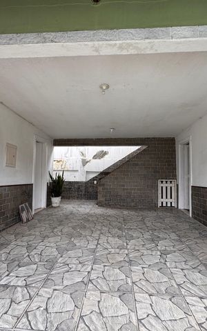 Casa de condomínio para alugar com 550m², 4 quartos e 4 vagas Casa de condomínio para alugar com 550m², 4 quartos e 4 vagasEdícula