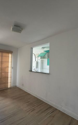 Apartamento à venda com 60m², 3 quartos e 1 vaga Apartamento à venda com 60m², 3 quartos e 1 vagaSala