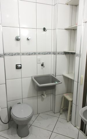 Apartamento para alugar com 60m², 1 quarto e sem vagaBanheiro