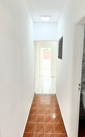 Apartamento à venda com 72m², 2 quartos e sem vaga Apartamento à venda com 72m², 2 quartos e sem vagaCorredor