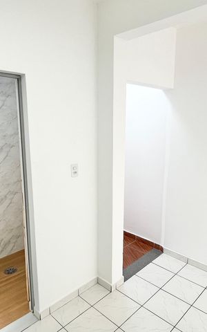 Apartamento à venda com 72m², 2 quartos e sem vaga Apartamento à venda com 72m², 2 quartos e sem vagaCozinha