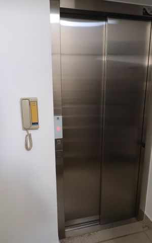 Apartamento para alugar com 65m², 2 quartos e 2 vagasElevador
