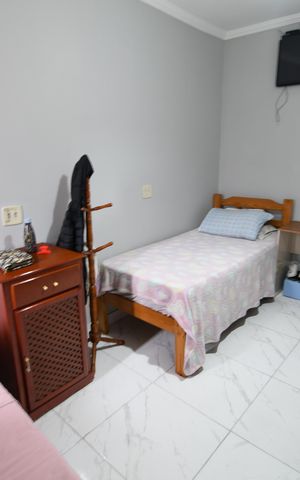 Casa à venda com 367m², 9 quartos e 6 vagasCasa Fundos 3 - Quarto 3