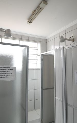 Casa à venda com 367m², 9 quartos e 6 vagasCasa Fundos 3 - Banheiro