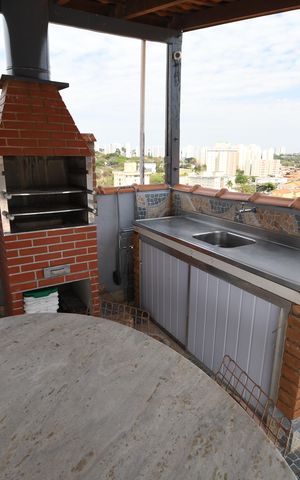 Casa à venda com 367m², 9 quartos e 6 vagasChurrasqueira