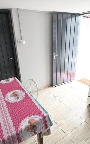 Casa à venda com 367m², 9 quartos e 6 vagasCasa Fundos 2 - Cozinha