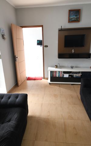 Casa à venda com 367m², 9 quartos e 6 vagasSala