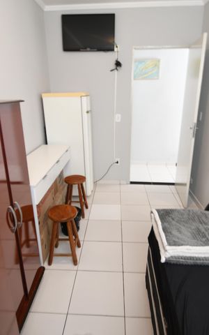 Casa à venda com 367m², 9 quartos e 6 vagasCasa Fundos 3 - Quarto 2