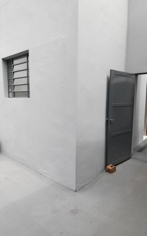Casa à venda com 367m², 9 quartos e 6 vagasCasa Fundos 3
