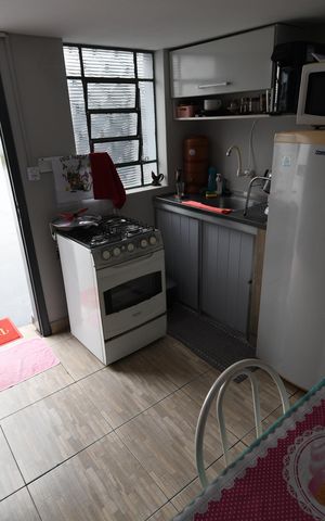 Casa à venda com 367m², 9 quartos e 6 vagasCasa Fundos 2 - Cozinha