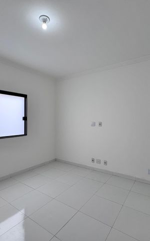Casa de condomínio à venda com 350m², 4 quartos e 1 vaga Casa de condomínio à venda com 350m², 4 quartos e 1 vagaQuarto