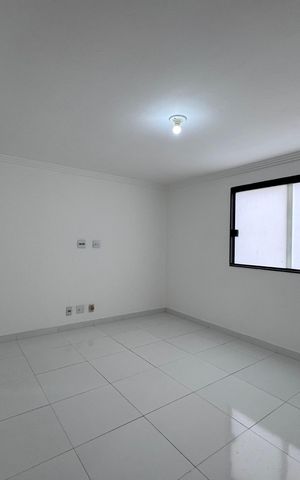 Casa de condomínio à venda com 350m², 4 quartos e 1 vaga Casa de condomínio à venda com 350m², 4 quartos e 1 vagaSuíte 2