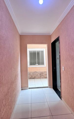 Casa de condomínio à venda com 350m², 4 quartos e 1 vaga Casa de condomínio à venda com 350m², 4 quartos e 1 vagaÁrea de Serviço