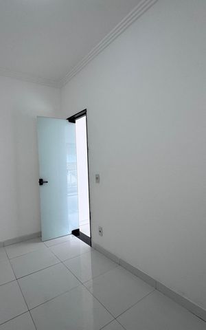 Casa de condomínio à venda com 350m², 4 quartos e 1 vaga Casa de condomínio à venda com 350m², 4 quartos e 1 vagaSuíte 1 - Closet