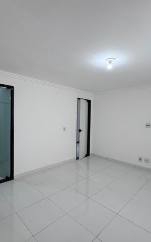 Casa de condomínio à venda com 350m², 4 quartos e 1 vaga Casa de condomínio à venda com 350m², 4 quartos e 1 vagaSuíte 2