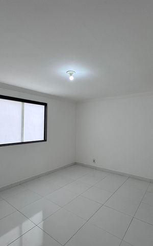 Casa de condomínio à venda com 350m², 4 quartos e 1 vaga Casa de condomínio à venda com 350m², 4 quartos e 1 vagaQuarto