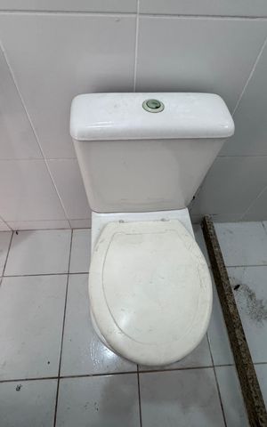 Casa de condomínio à venda com 350m², 4 quartos e 1 vaga Casa de condomínio à venda com 350m², 4 quartos e 1 vagaEdícula - Suíte - Banheiro