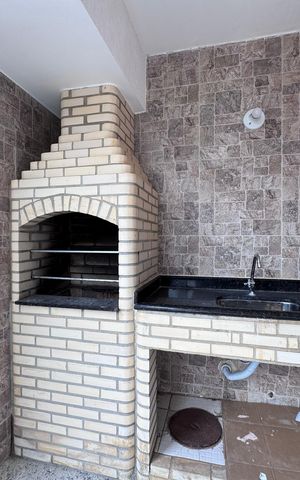 Casa de condomínio à venda com 350m², 4 quartos e 1 vaga Casa de condomínio à venda com 350m², 4 quartos e 1 vagaÁrea externa