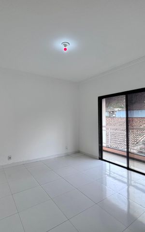 Casa de condomínio à venda com 350m², 4 quartos e 1 vaga Casa de condomínio à venda com 350m², 4 quartos e 1 vagaSuíte 1
