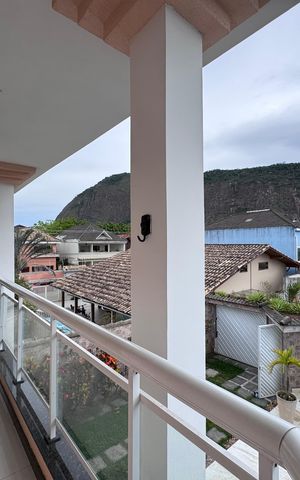 Casa de condomínio à venda com 350m², 4 quartos e 1 vaga Casa de condomínio à venda com 350m², 4 quartos e 1 vagaSuíte 1 - Varanda