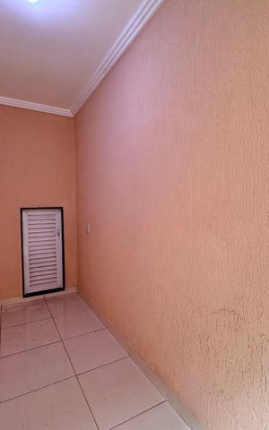 Casa de condomínio à venda com 350m², 4 quartos e 1 vaga Casa de condomínio à venda com 350m², 4 quartos e 1 vagaÁrea de Serviço