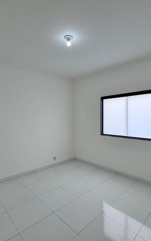 Casa de condomínio à venda com 350m², 4 quartos e 1 vaga Casa de condomínio à venda com 350m², 4 quartos e 1 vagaQuarto