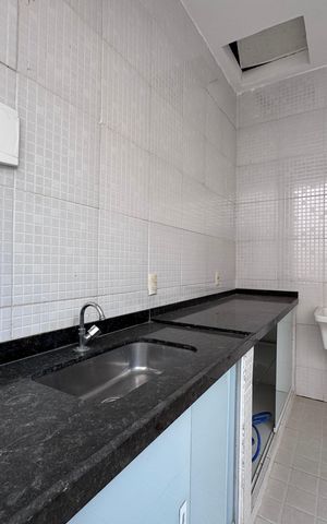 Casa de condomínio à venda com 350m², 4 quartos e 1 vaga Casa de condomínio à venda com 350m², 4 quartos e 1 vagaEdícula - Área de Serviço
